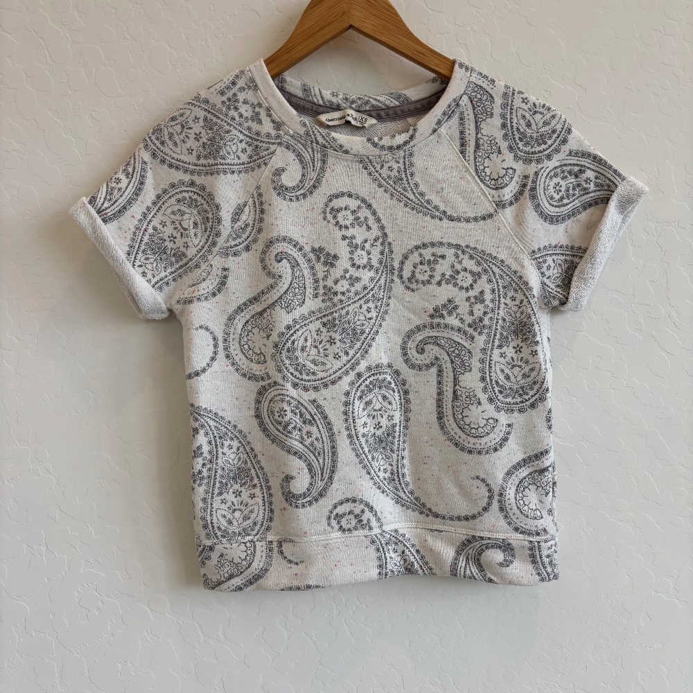 Abercrombie & Fitch Lightweight Paisley Knit Crewneck Sweatshirt, size XS